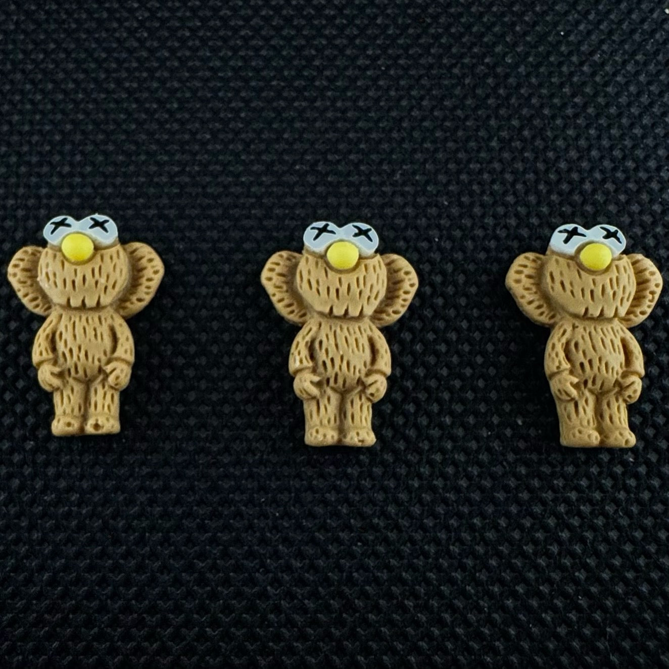 SMALL KAWS