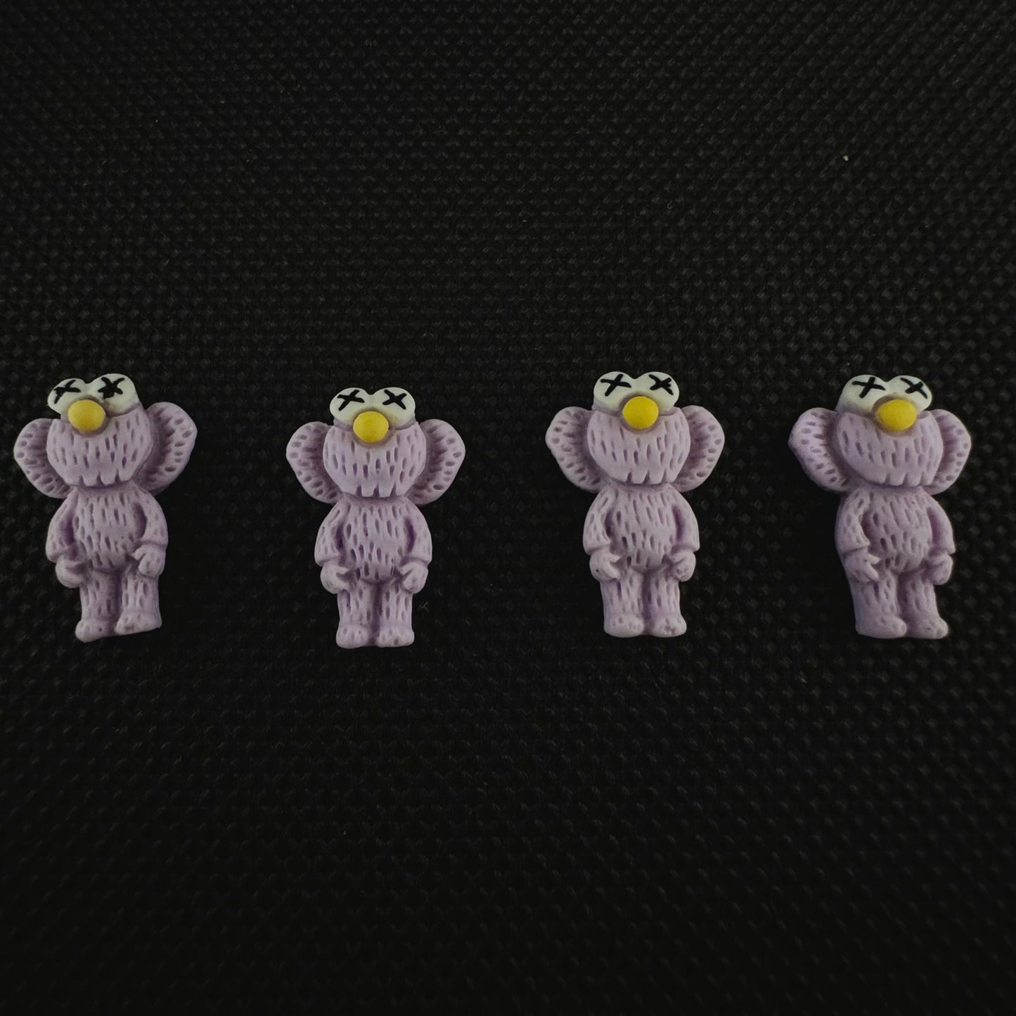 SMALL KAWS